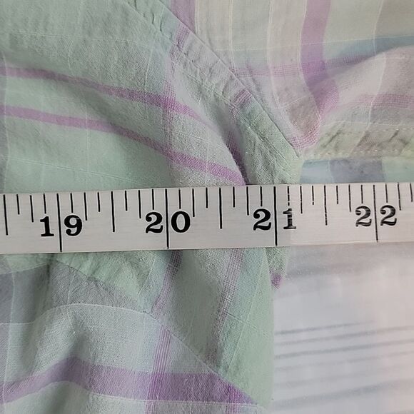 Eddie Bauer Pastel Plaid Button-Down Shirt Women's Size L - Picture 8 of 10